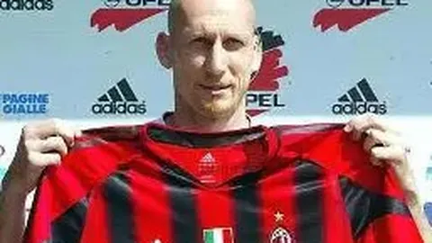 争议焦点：贝席再施神干扰，VAR扭转战局，昔日炮轰裁判的阿森纳今夜有何评价？